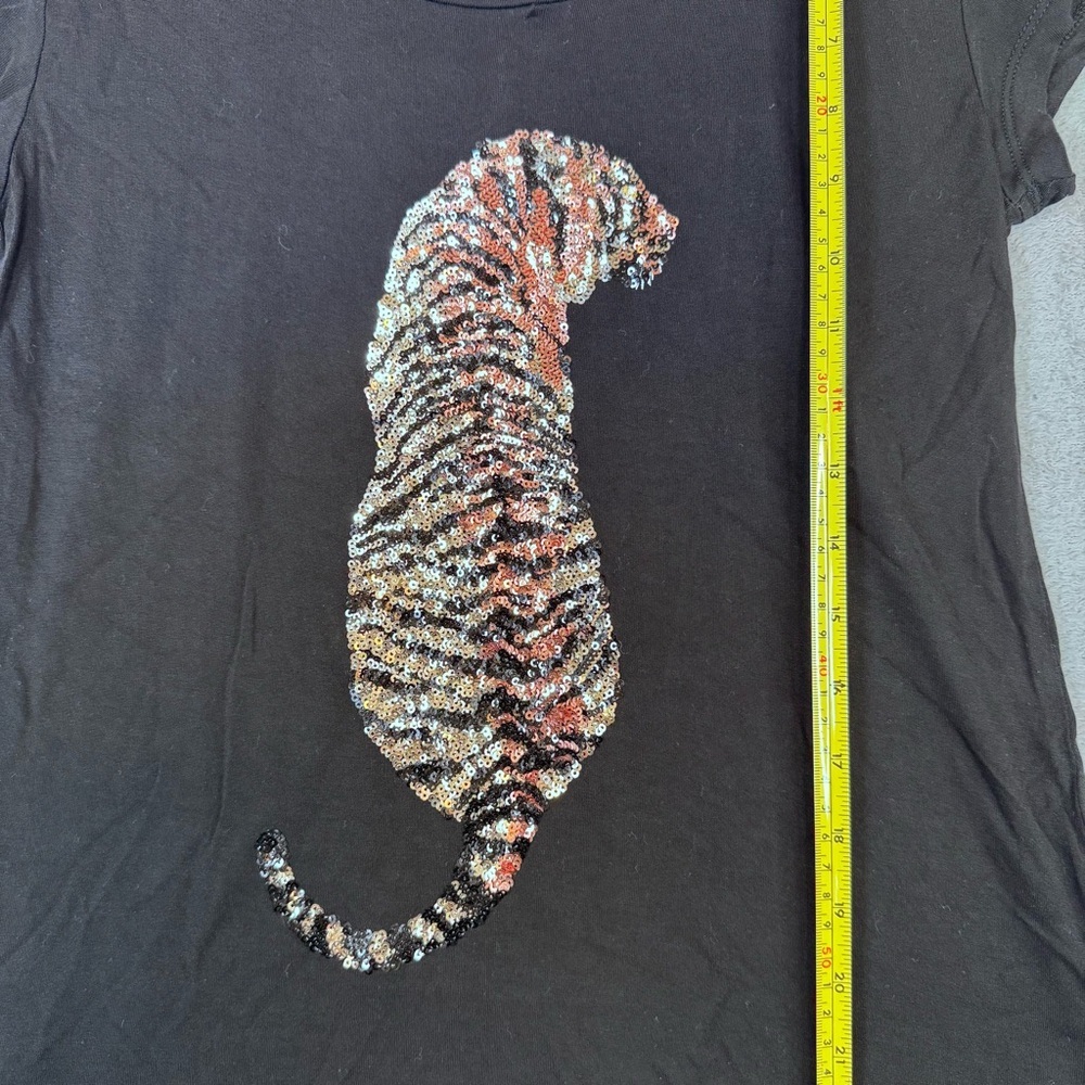 H&M Black Sequins Tiger Graphic Tee - Picture 11 of 16